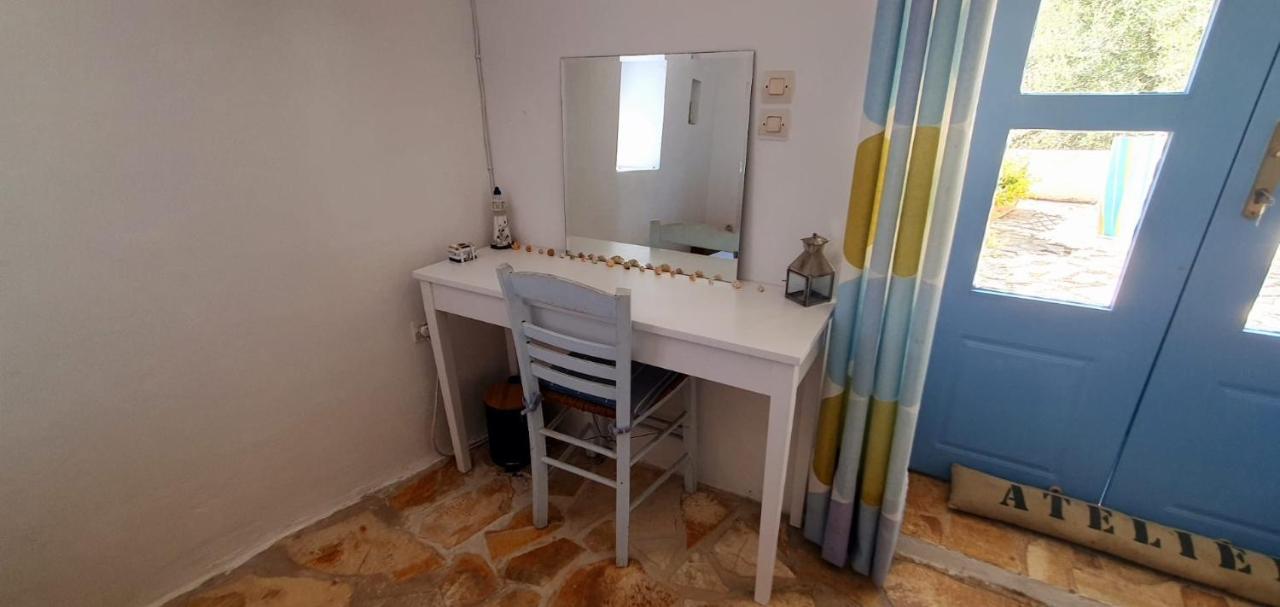 Maison Charme Avec Piscine Privee, Pres De La Mer A Sappounakeika, Tyros Sapounakeika Exteriör bild
