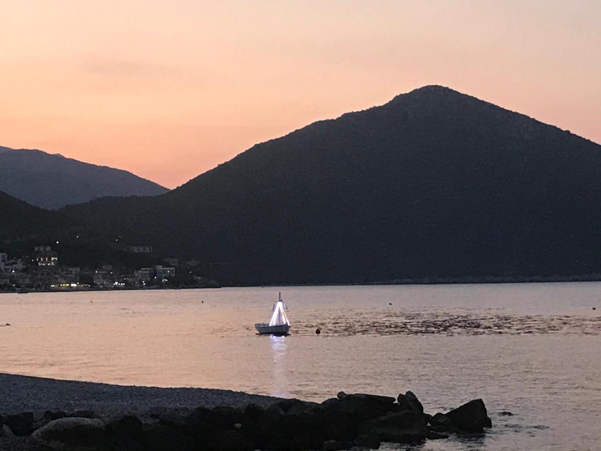 Maison Charme Avec Piscine Privee, Pres De La Mer A Sappounakeika, Tyros Sapounakeika Exteriör bild