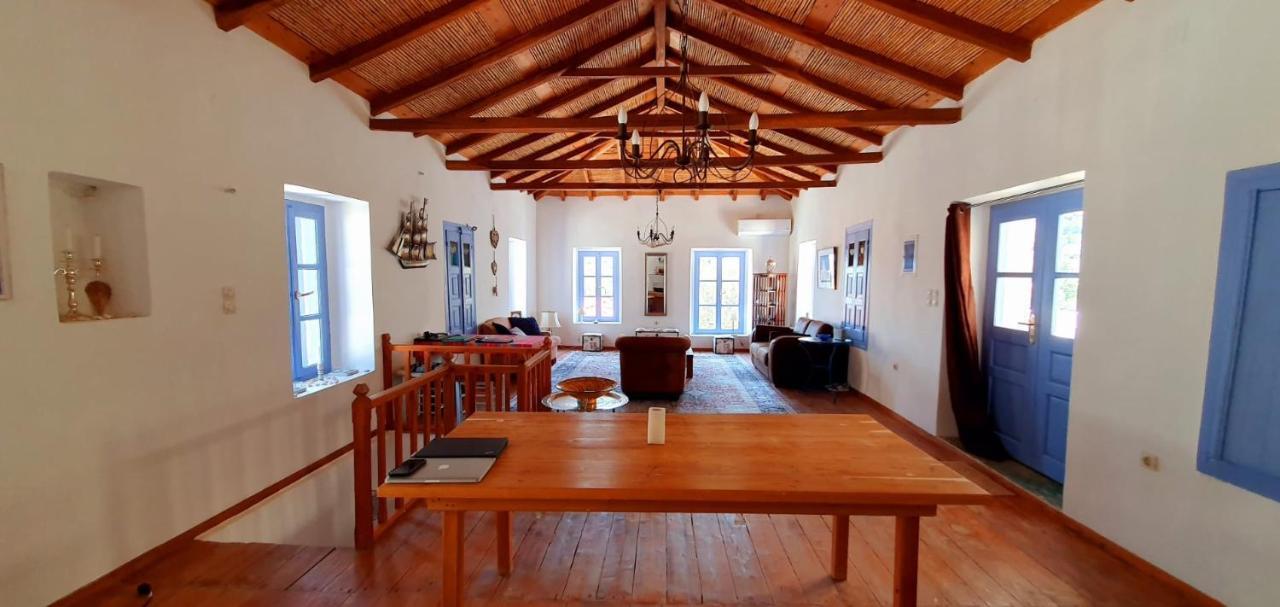Maison Charme Avec Piscine Privee, Pres De La Mer A Sappounakeika, Tyros Sapounakeika Exteriör bild