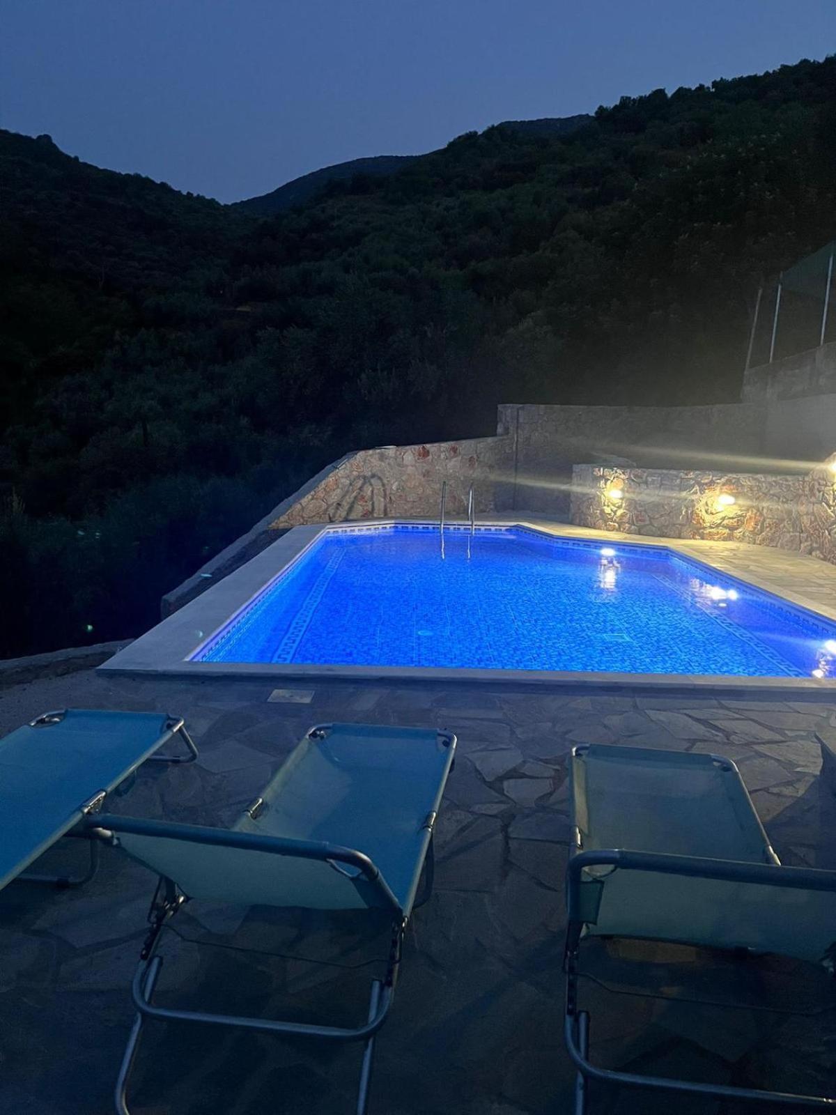Maison Charme Avec Piscine Privee, Pres De La Mer A Sappounakeika, Tyros Sapounakeika Exteriör bild